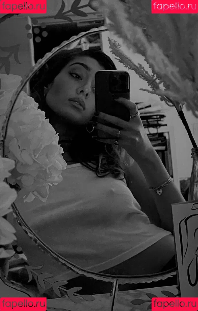 Leyla Sitki Onlyfans Photo Gallery 