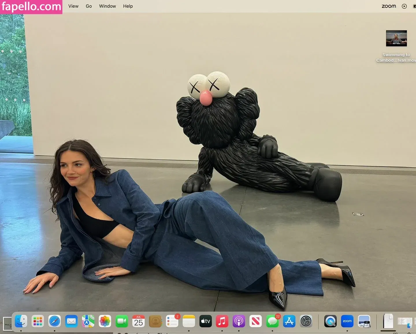 Ella Hunt Onlyfans Photo Gallery 