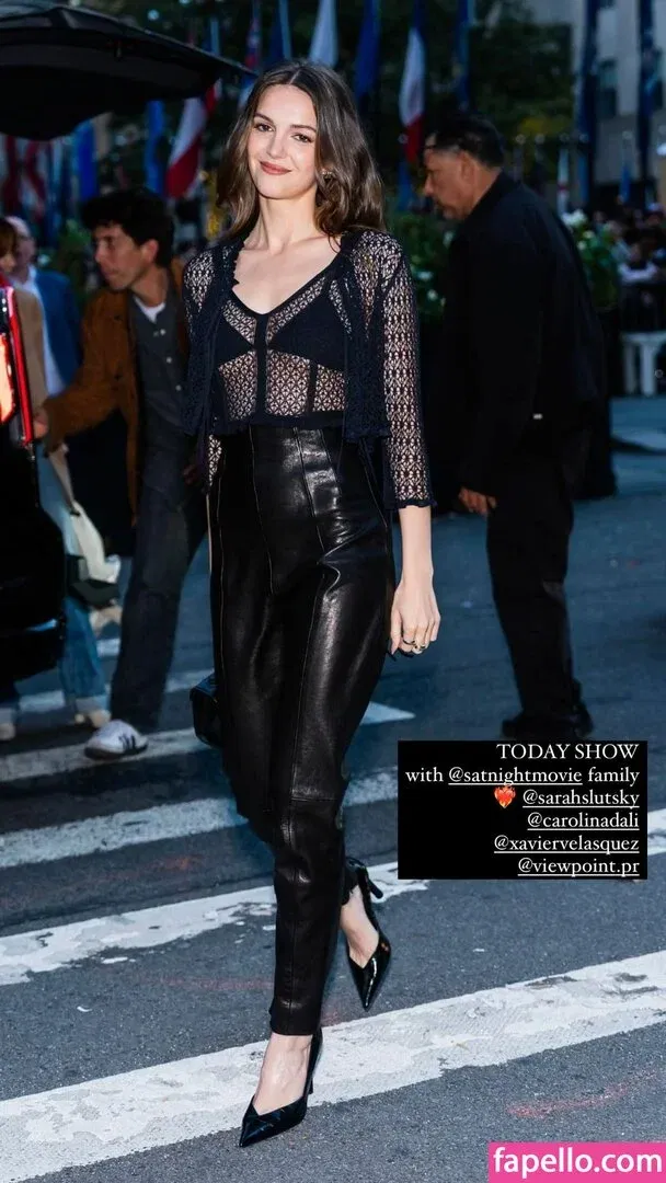 Ella Hunt Onlyfans Photo Gallery 