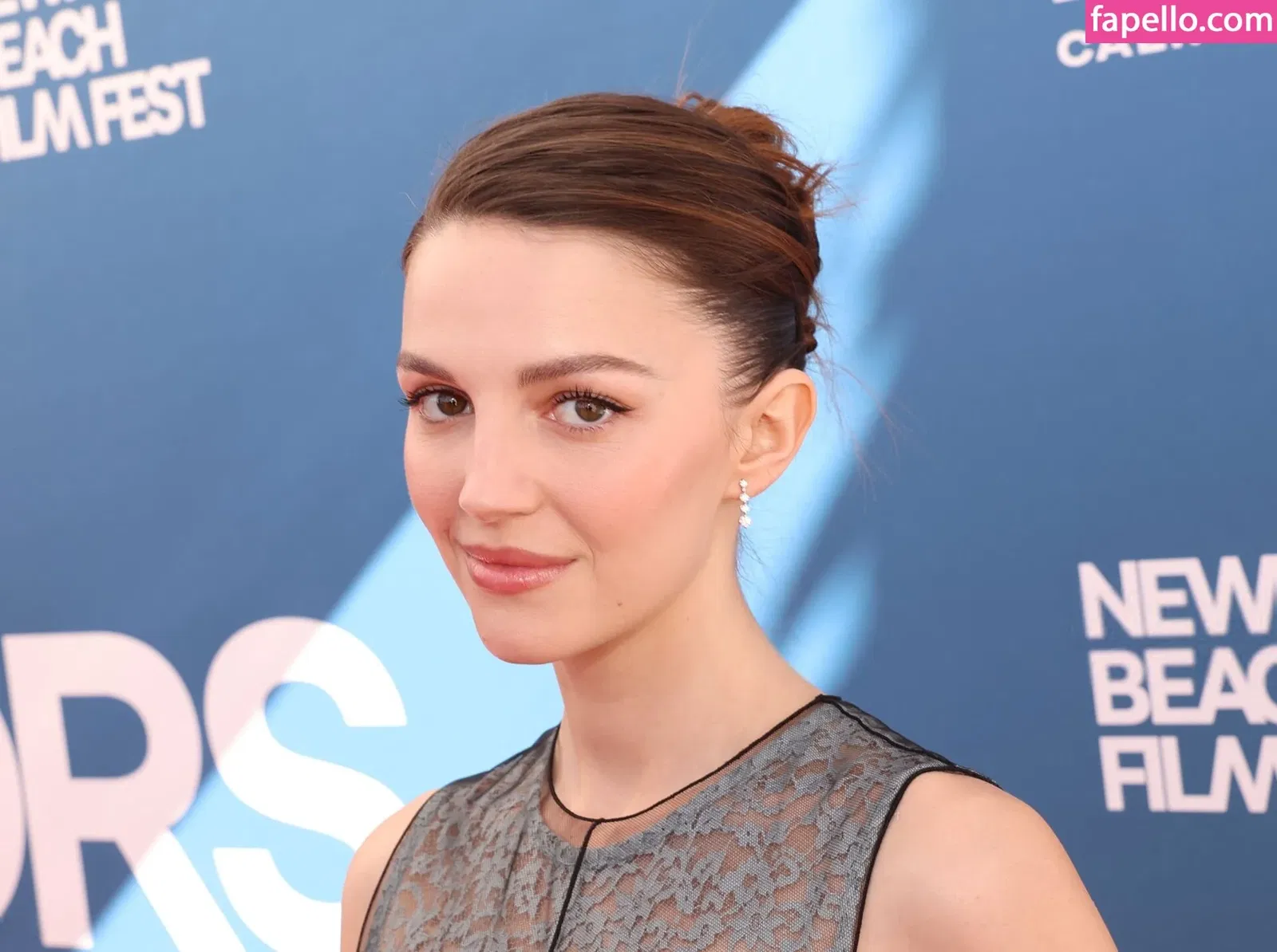 Ella Hunt Onlyfans Photo Gallery 