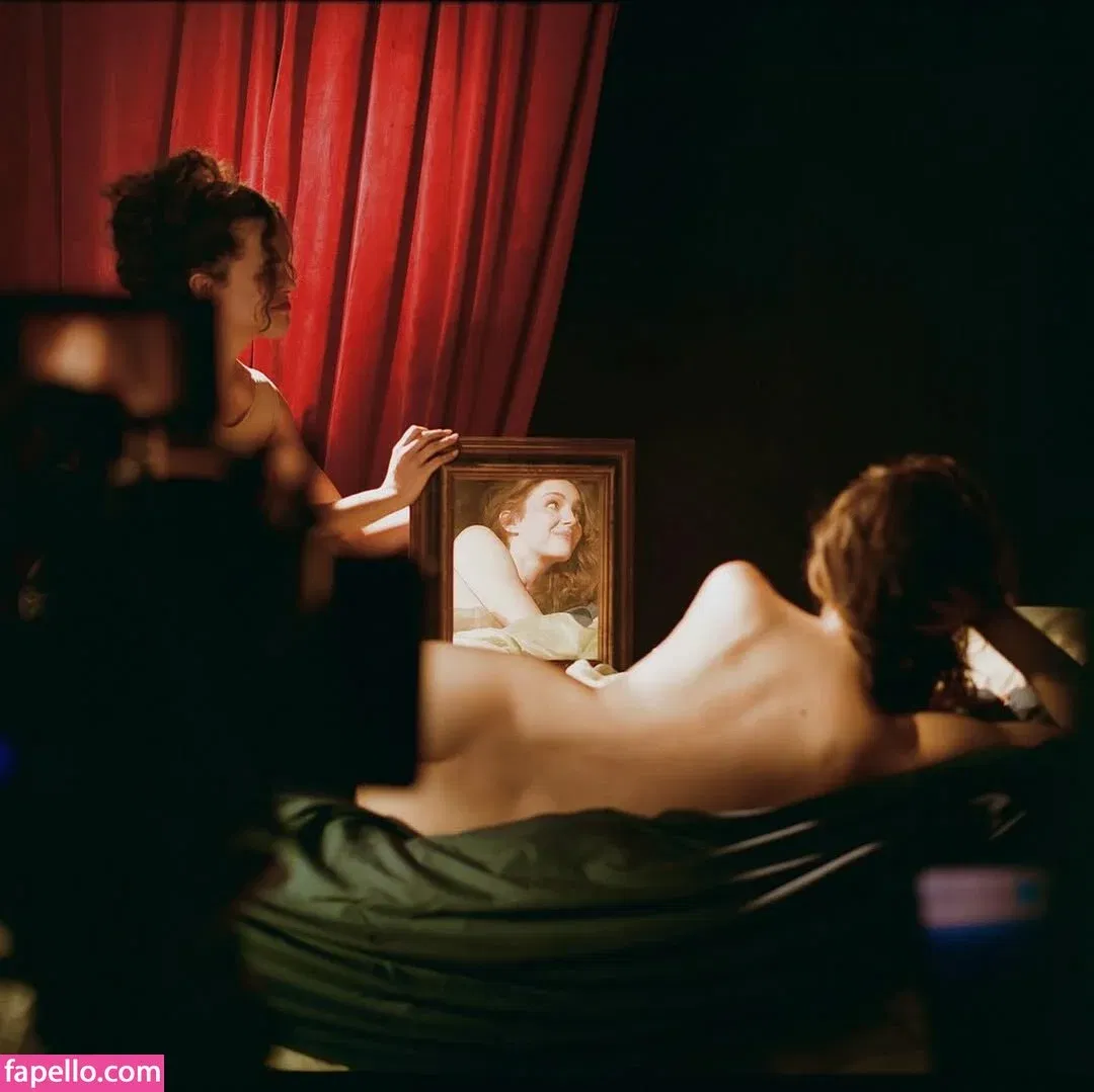 Ella Hunt Onlyfans Photo Gallery 