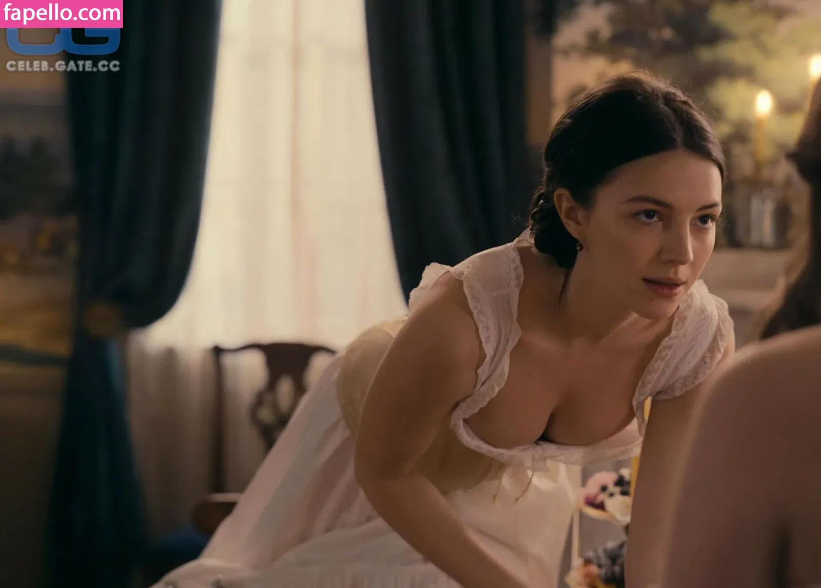 Ella Hunt Onlyfans Photo Gallery 