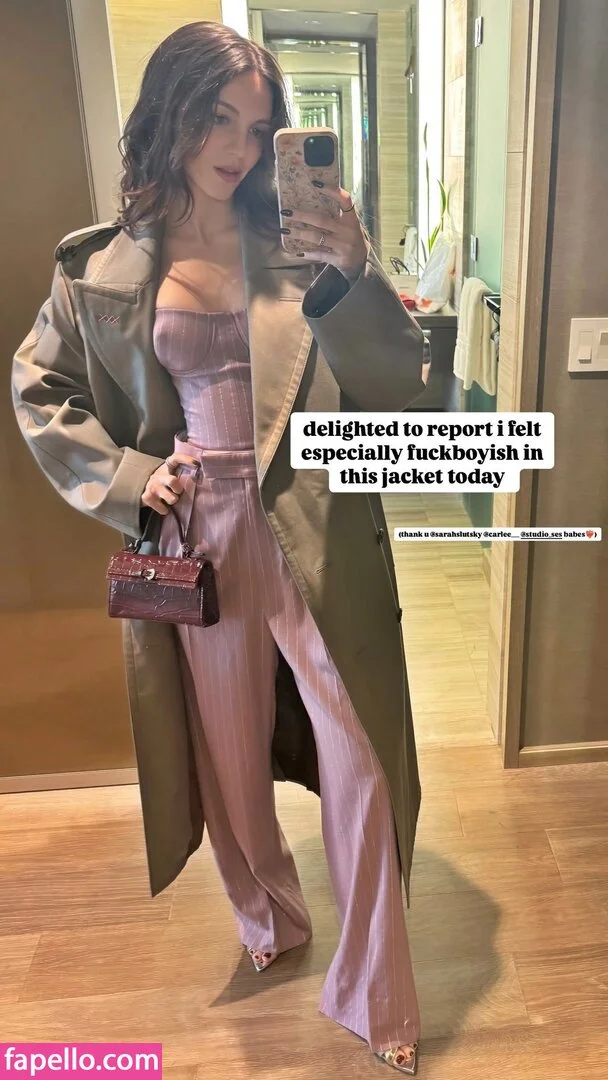 Ella Hunt Onlyfans Photo Gallery 