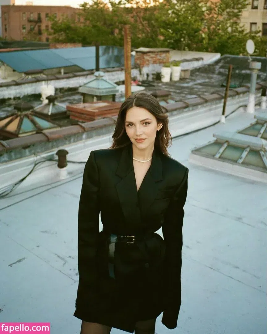 Ella Hunt Onlyfans Photo Gallery 