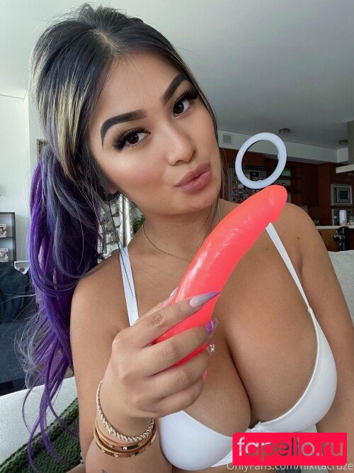 Nikita Kim Nude Onlyfans Photo 31
