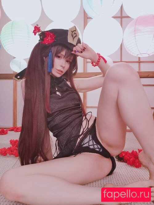 Cute Caterpillar Nude Onlyfans Photo 49