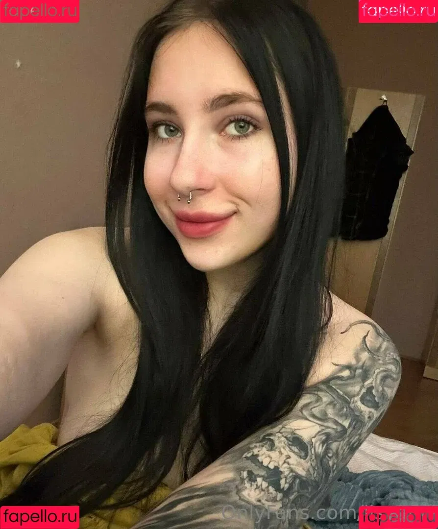 kira.lovely Onlyfans Photo Gallery 