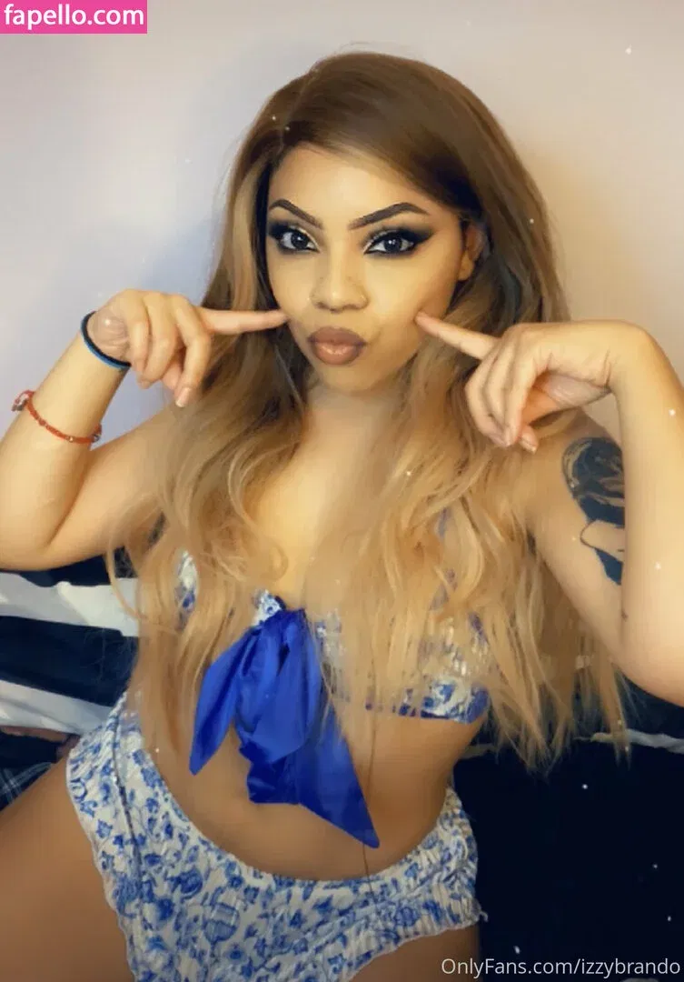 izzybrando Onlyfans Photo Gallery 