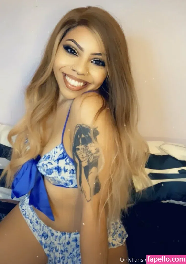 izzybrando Onlyfans Photo Gallery 