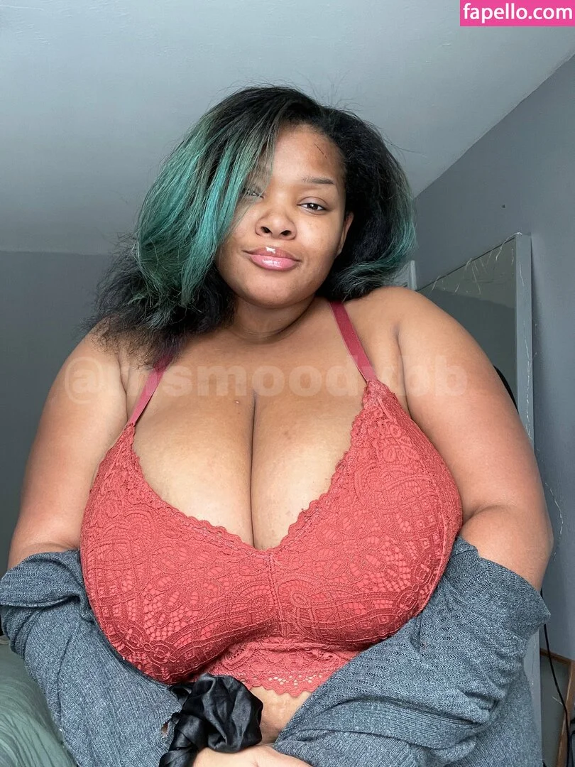 MsMoodyBB Onlyfans Photo Gallery 