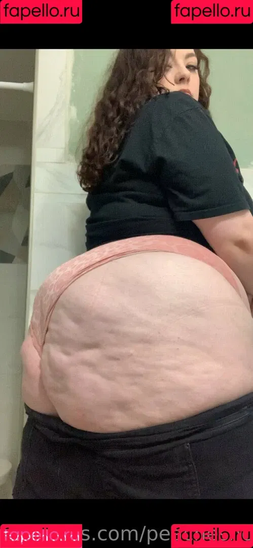 peacchyqueenn Onlyfans Photo Gallery 