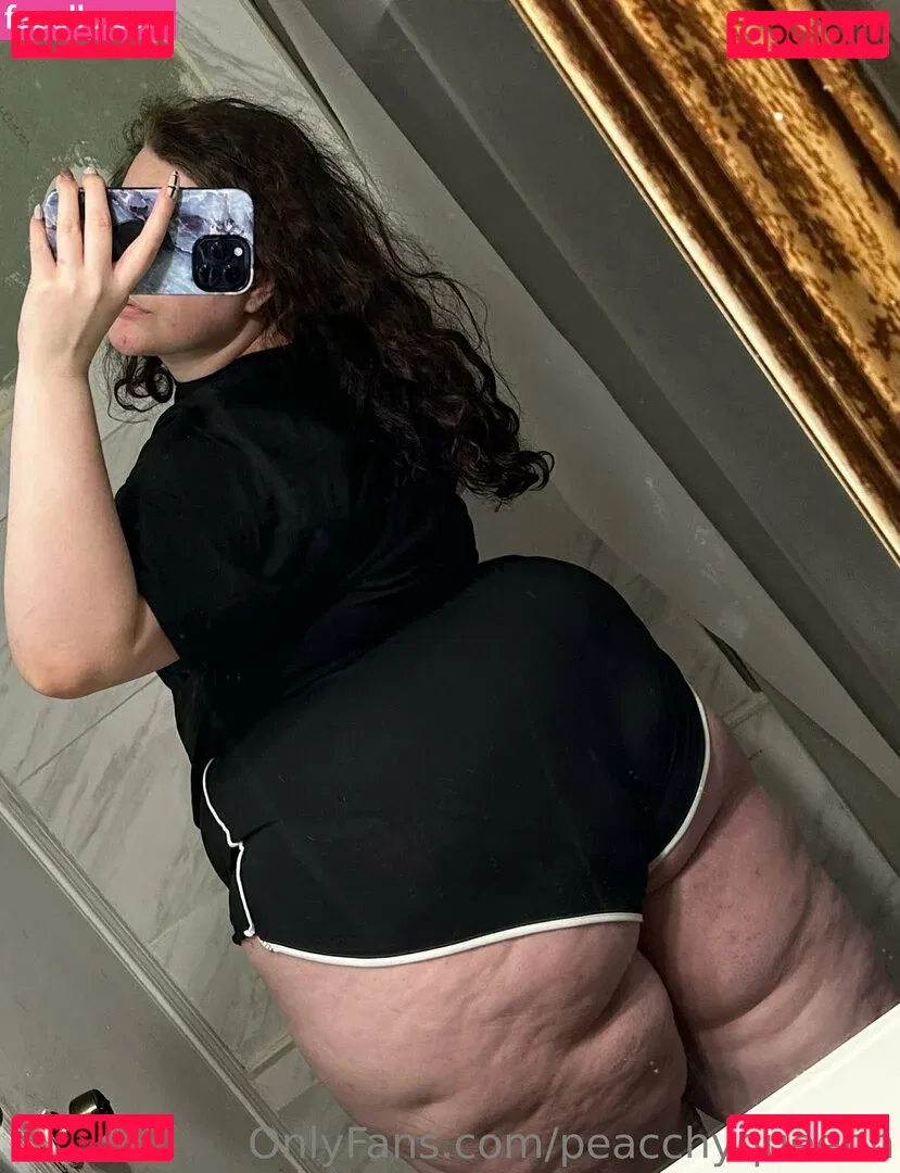 peacchyqueenn Onlyfans Photo Gallery 