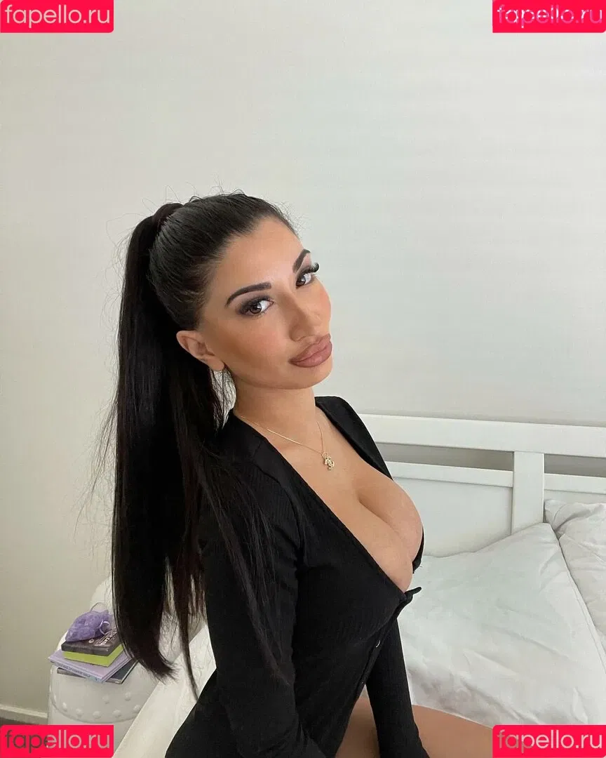 Melissa Stefoulis Onlyfans Photo Gallery 