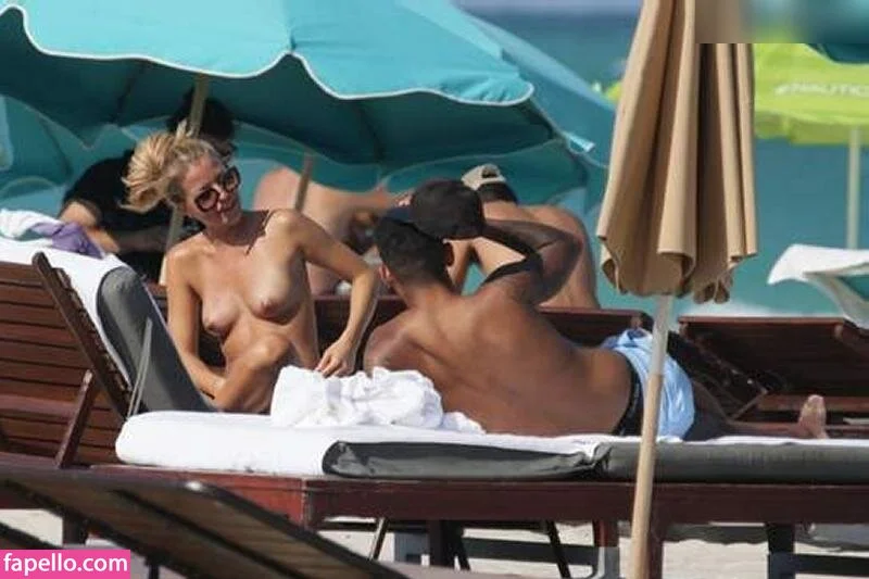 Ina Aogo Onlyfans Photo Gallery 