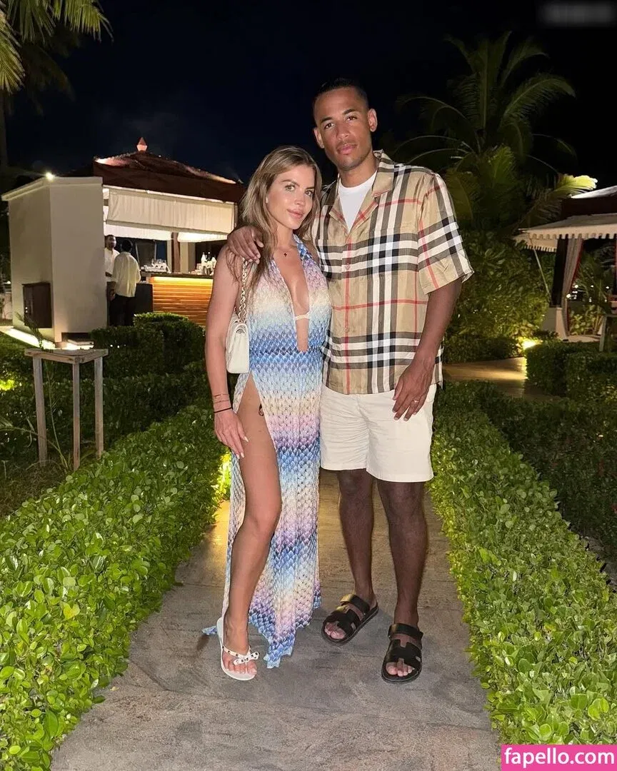 Ina Aogo Onlyfans Photo Gallery 