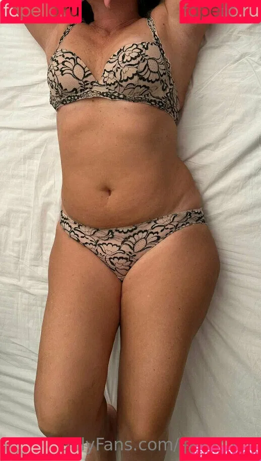 sexysisiu Onlyfans Photo Gallery 