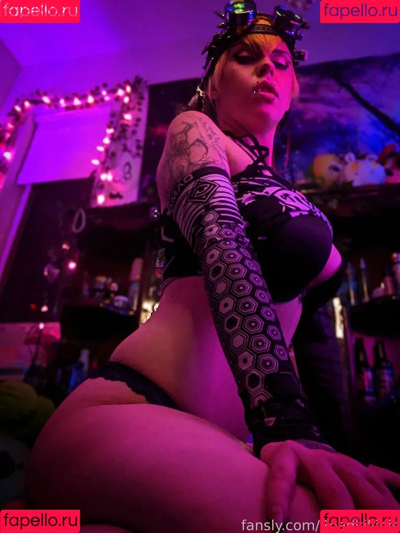 Roadkillinit Onlyfans Photo Gallery 