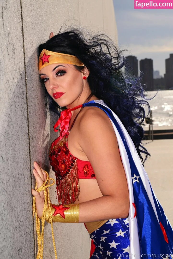 PussNYC Onlyfans Photo Gallery 