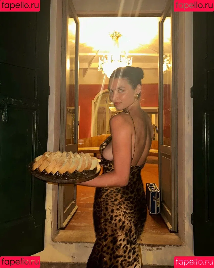 Lauren Searle Onlyfans Photo Gallery 