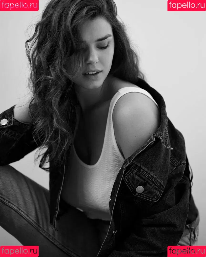 Lauren Searle Onlyfans Photo Gallery 