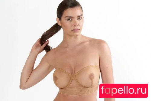 Lauren Searle Nude Onlyfans Photo 32
