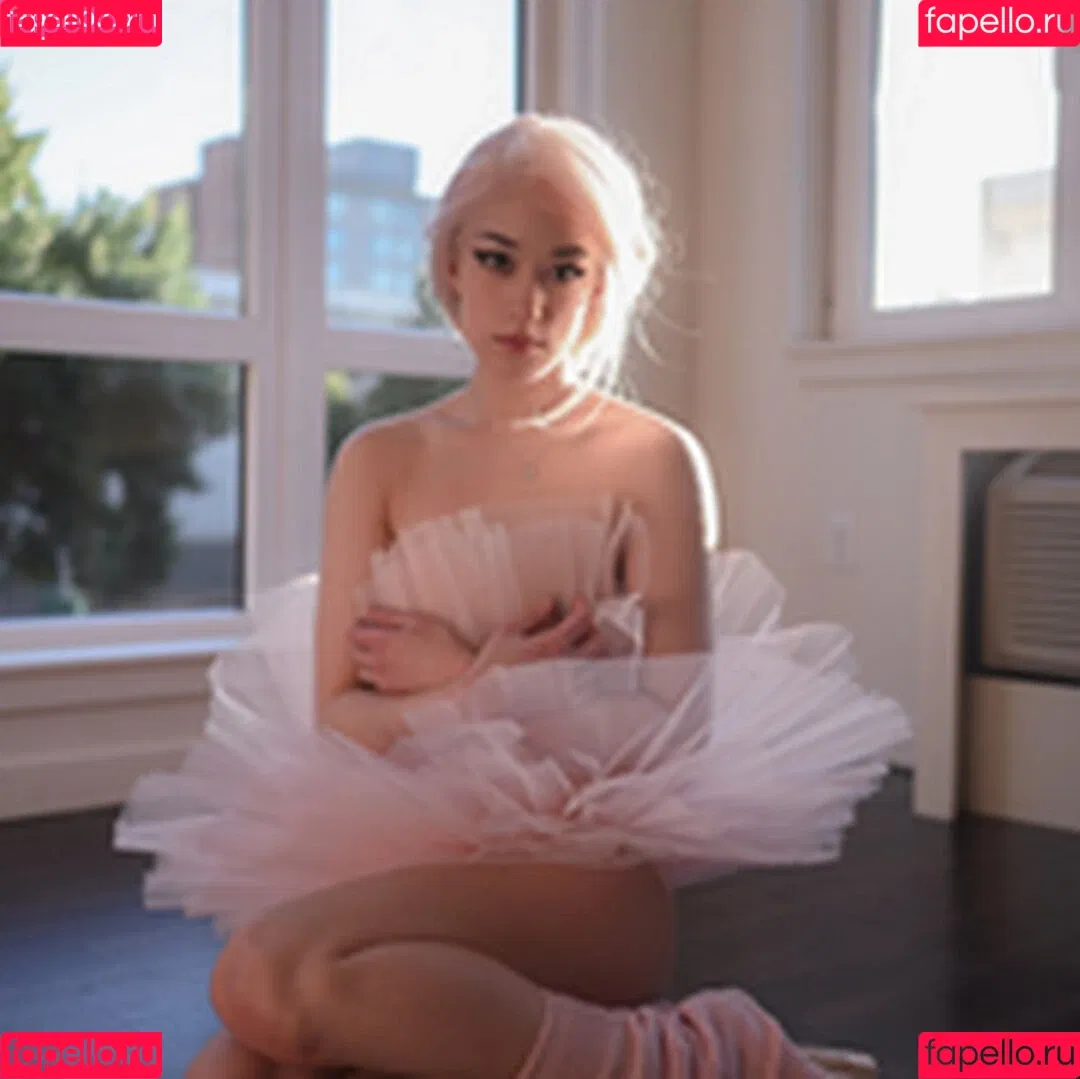 Queen Tofu Onlyfans Photo Gallery 