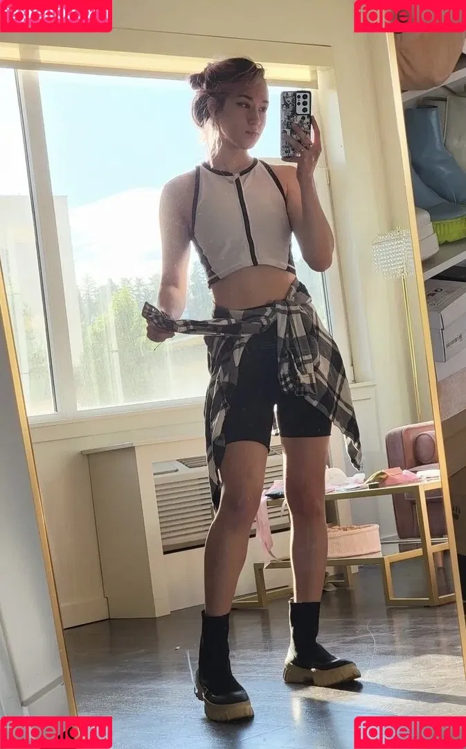 Queen Tofu Onlyfans Photo Gallery 