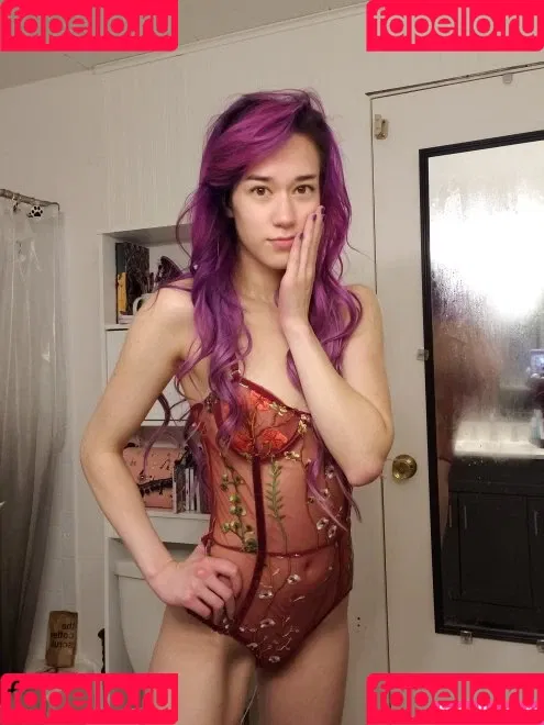Queen Tofu Onlyfans Photo Gallery 