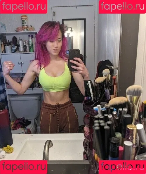 Queen Tofu Onlyfans Photo Gallery 