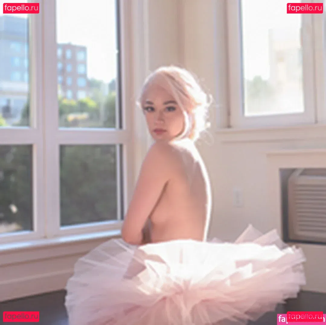 Queen Tofu Onlyfans Photo Gallery 