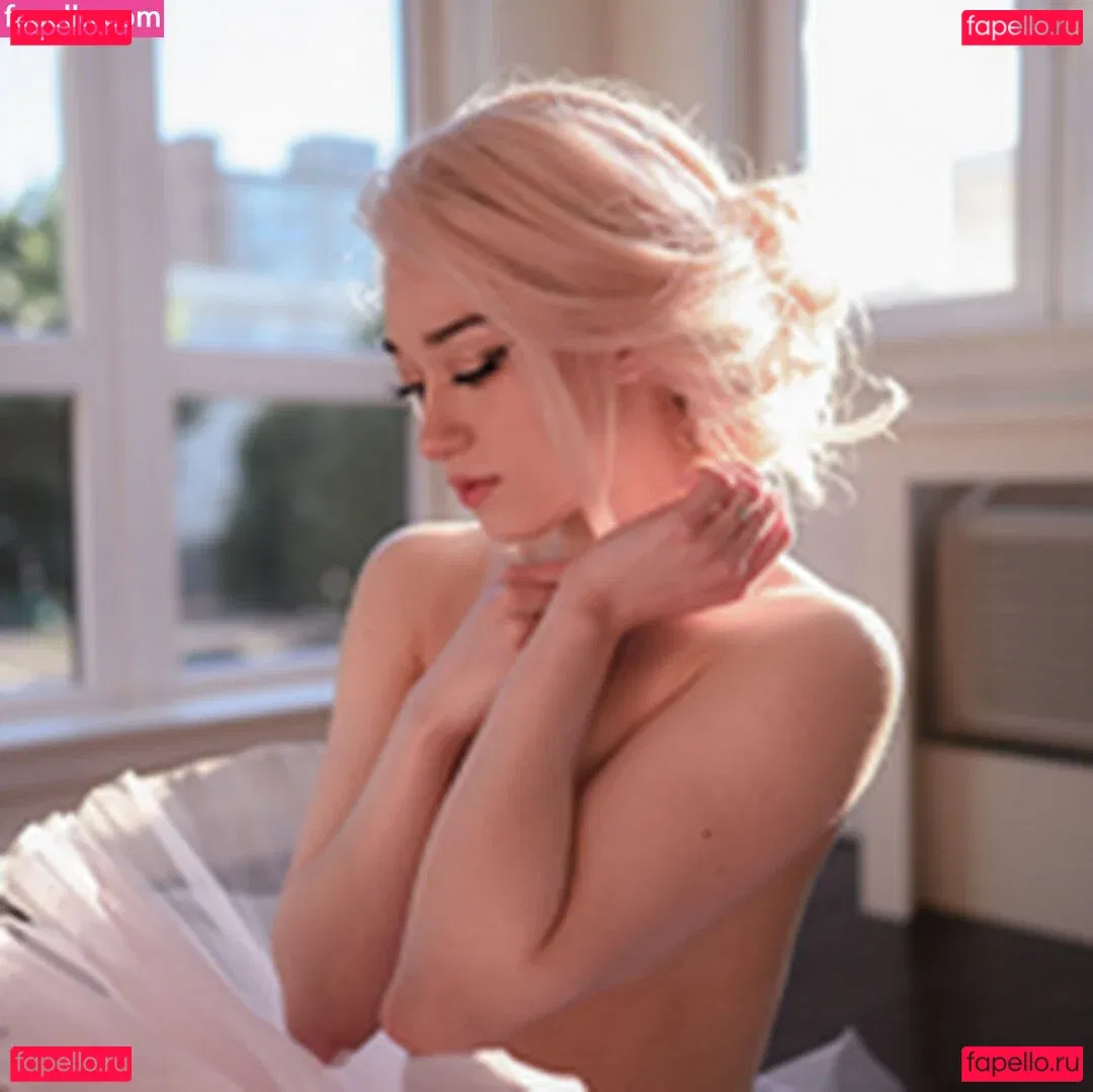 Queen Tofu Onlyfans Photo Gallery 