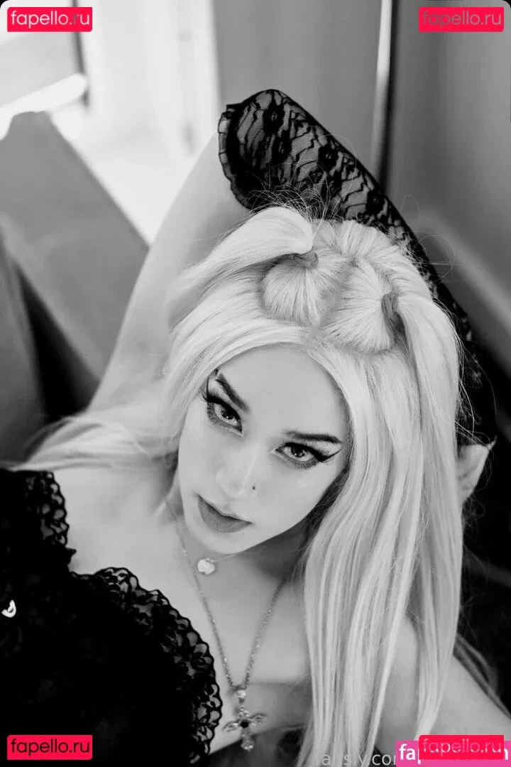 Queen Tofu Onlyfans Photo Gallery 