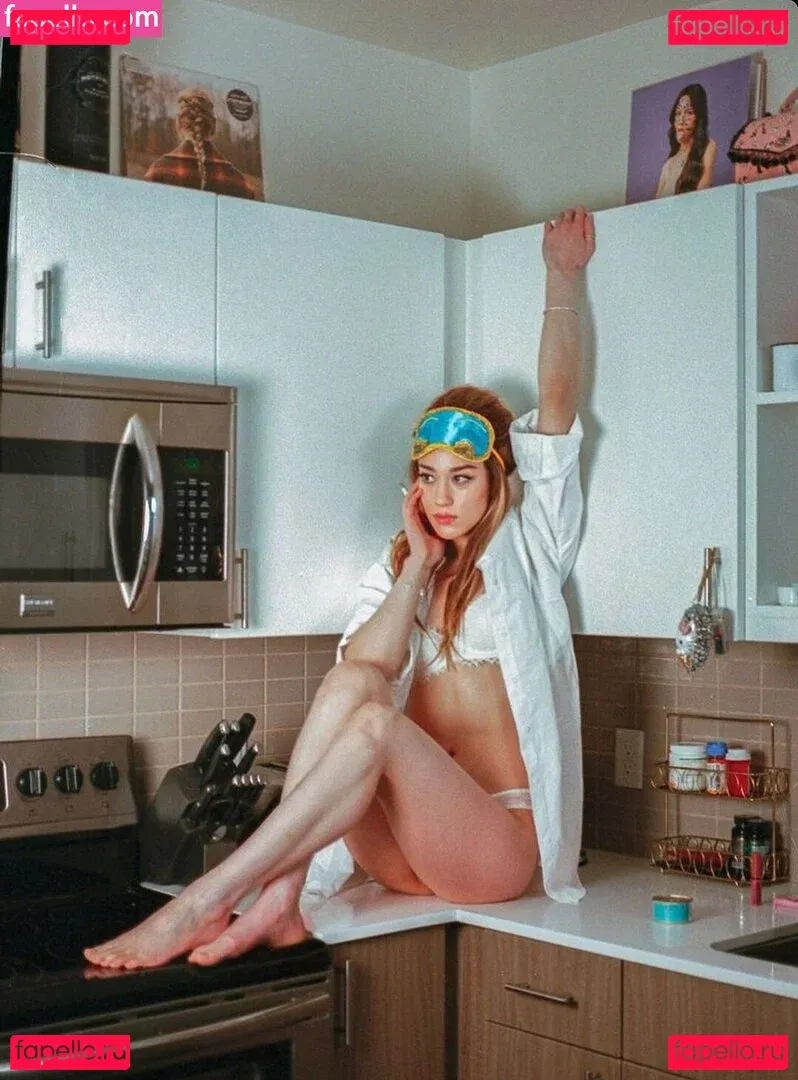 Queen Tofu Onlyfans Photo Gallery 