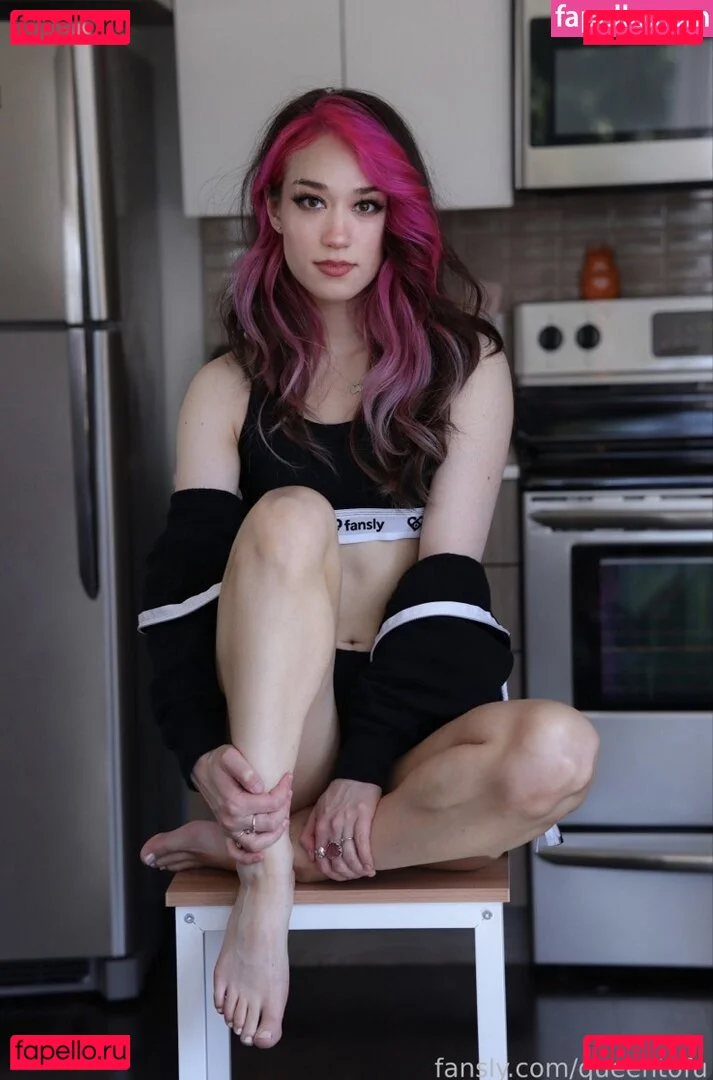 Queen Tofu Onlyfans Photo Gallery 