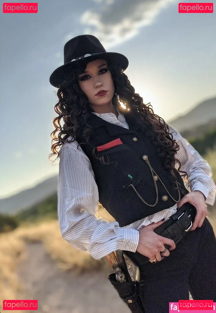 Queen Tofu Onlyfans Photo Gallery 