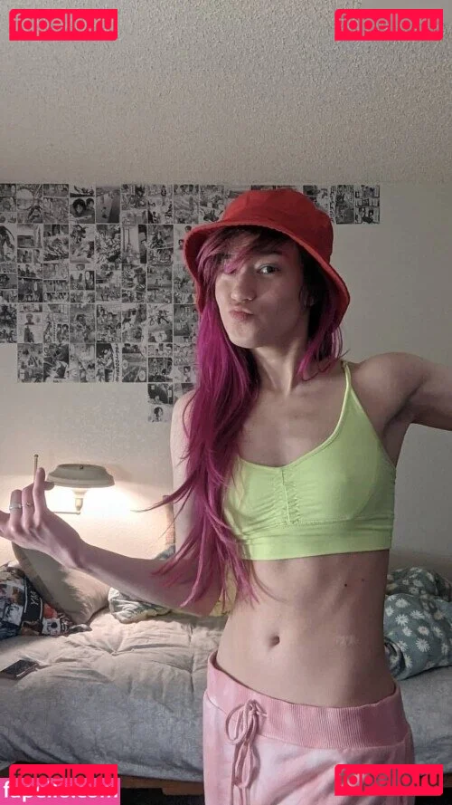 Queen Tofu Onlyfans Photo Gallery 