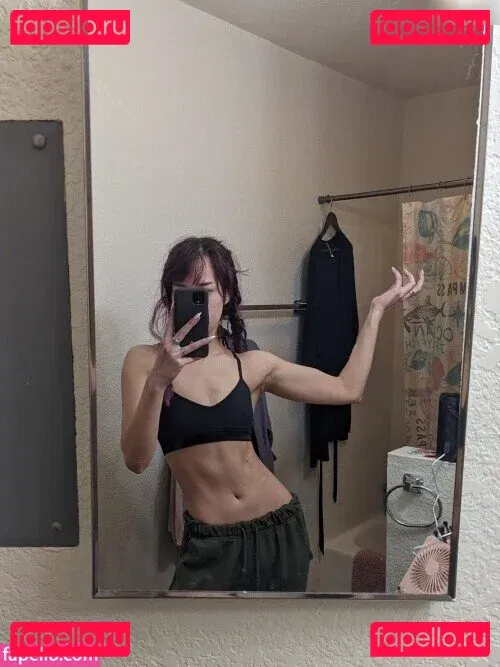 Queen Tofu Onlyfans Photo Gallery 