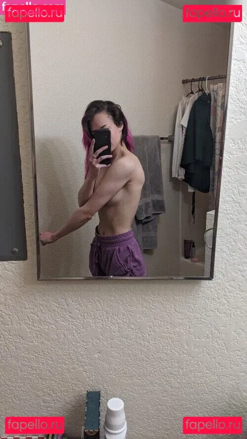 Queen Tofu Onlyfans Photo Gallery 