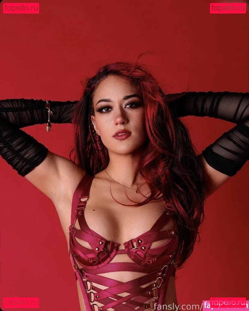 Queen Tofu Onlyfans Photo Gallery 