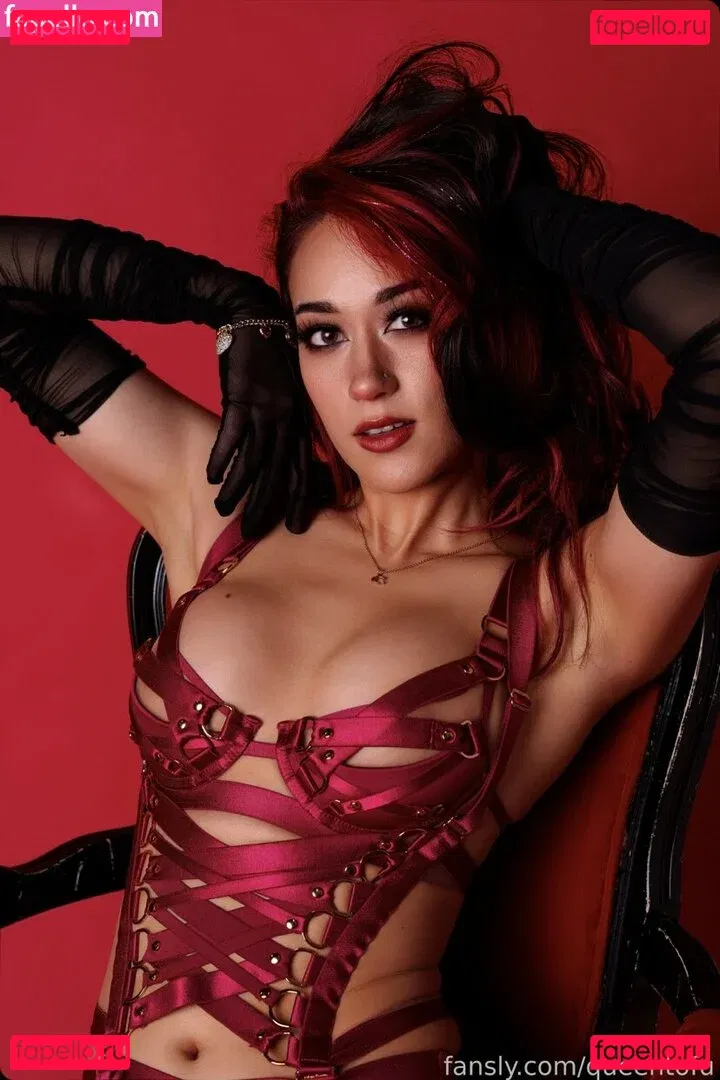 Queen Tofu Onlyfans Photo Gallery 