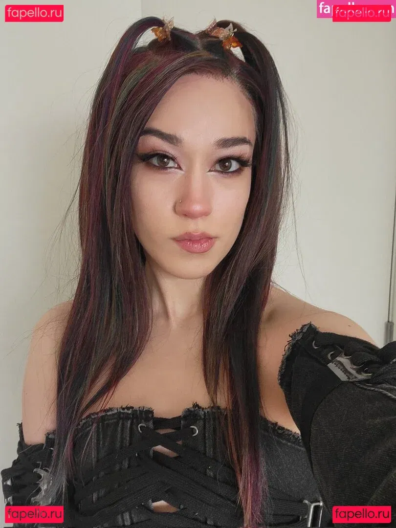 Queen Tofu Onlyfans Photo Gallery 