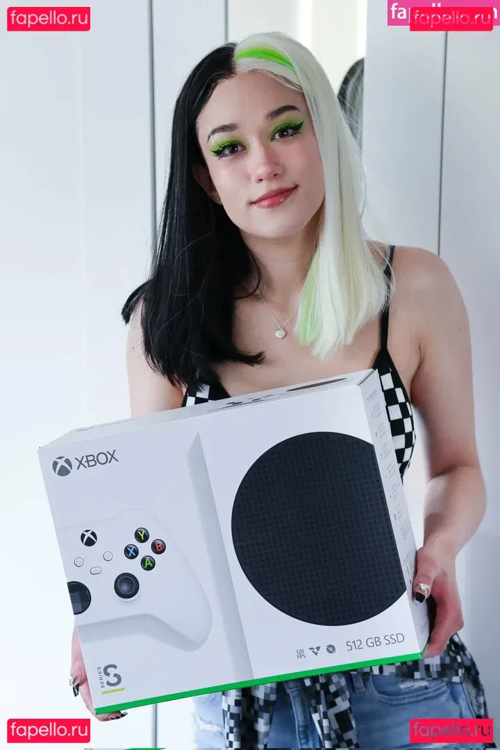 Queen Tofu Onlyfans Photo Gallery 