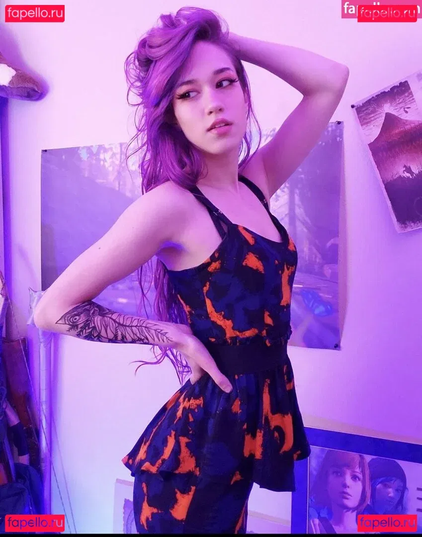 Queen Tofu Onlyfans Photo Gallery 