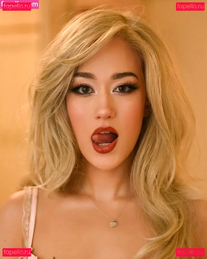 Queen Tofu Onlyfans Photo Gallery 