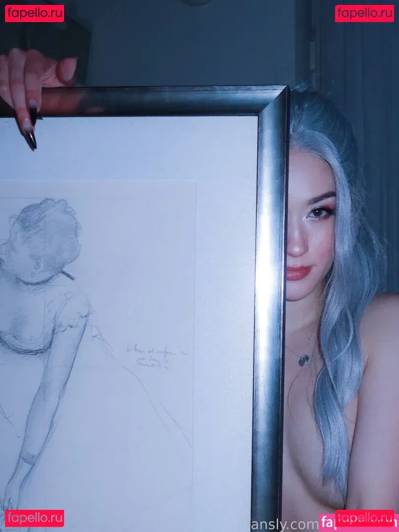 Queen Tofu Onlyfans Photo Gallery 