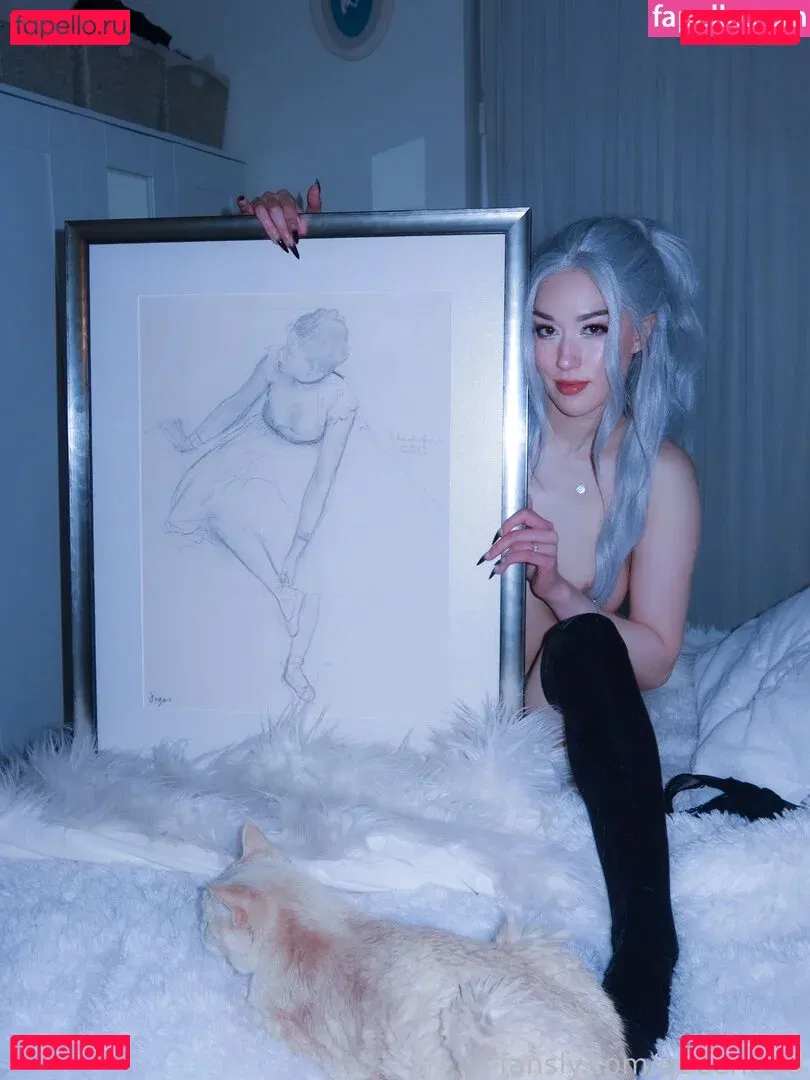 Queen Tofu Onlyfans Photo Gallery 