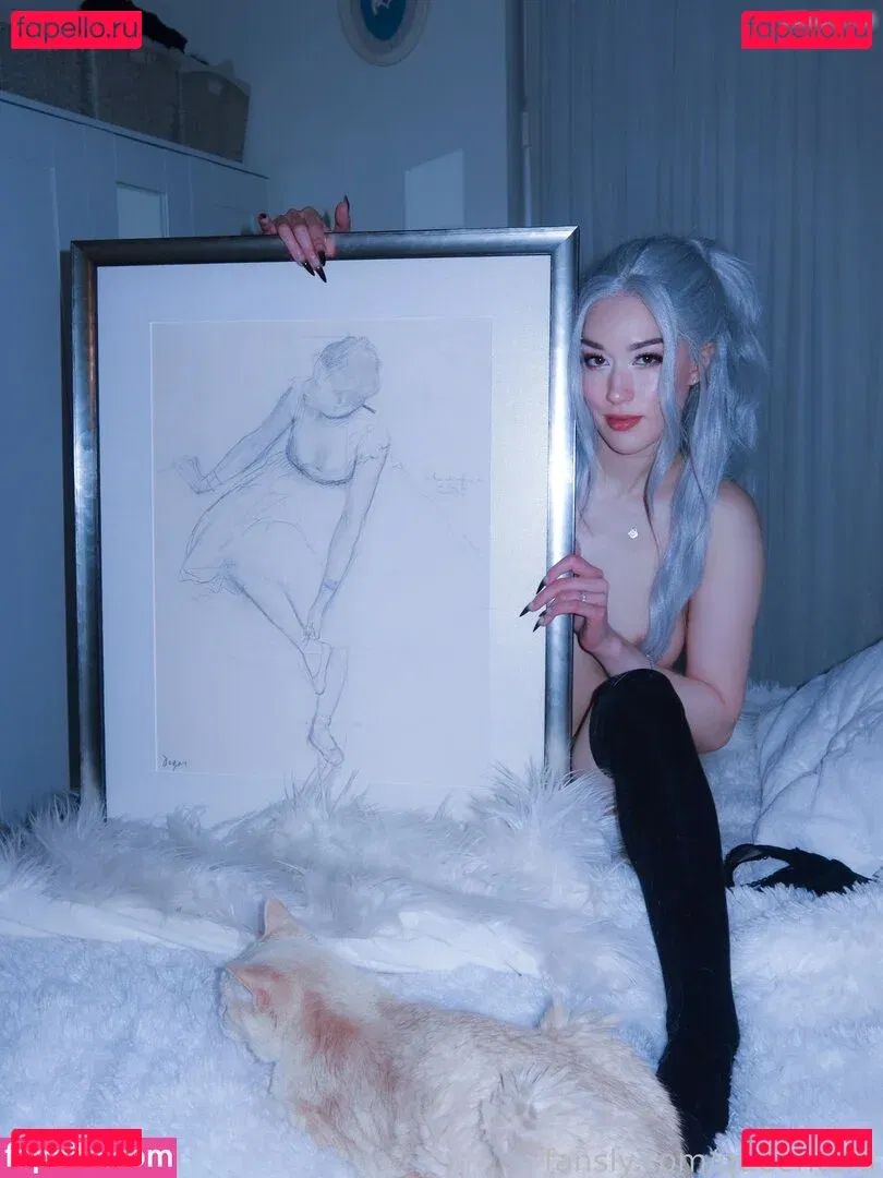 Queen Tofu Onlyfans Photo Gallery 