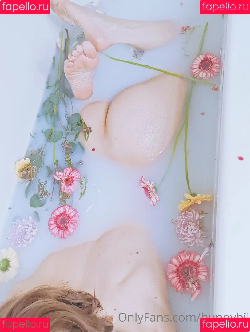 BunnyBii Onlyfans Photo Gallery 