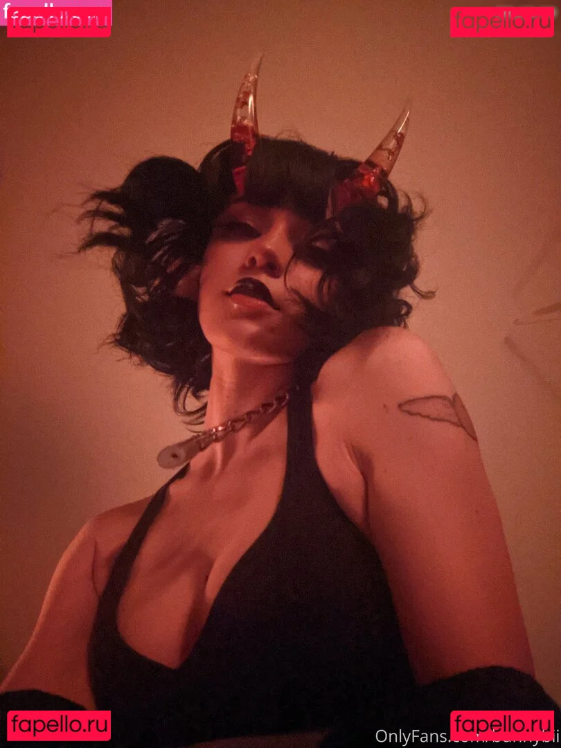 BunnyBii Onlyfans Photo Gallery 