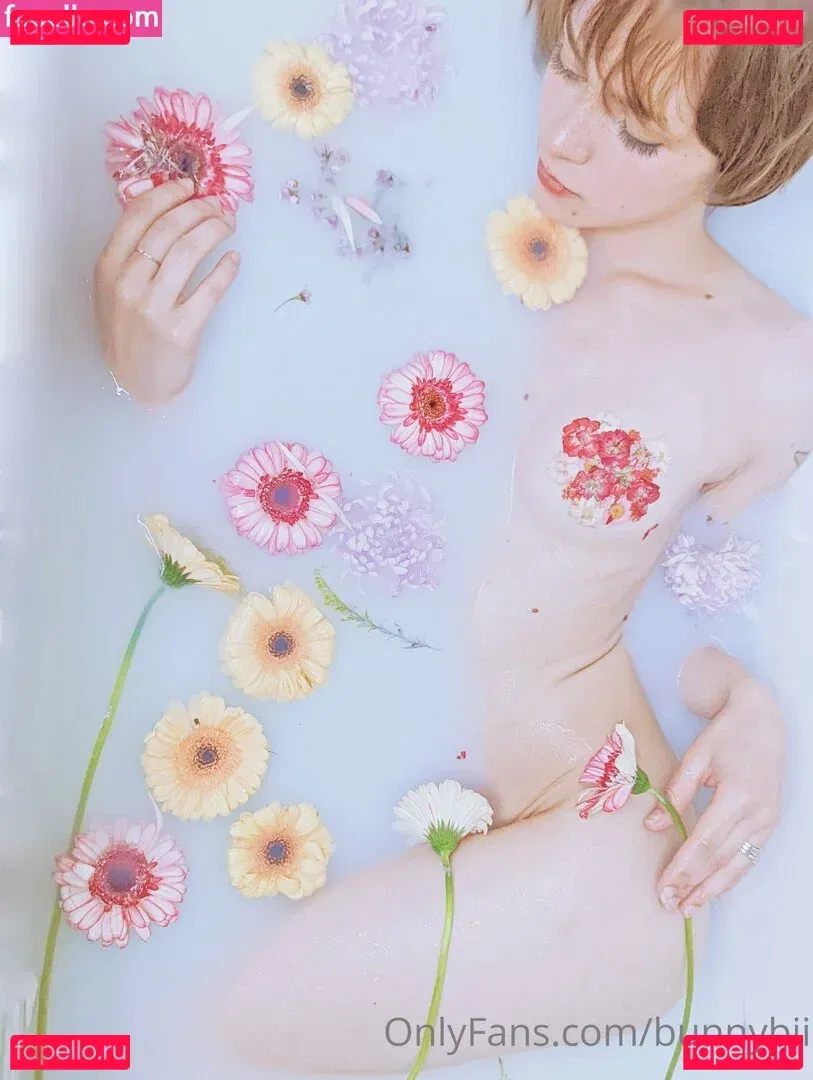 BunnyBii Onlyfans Photo Gallery 